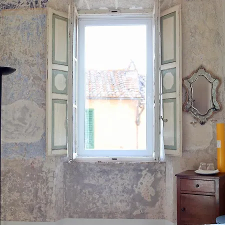 Palazzo Palloni: Piano Nobile