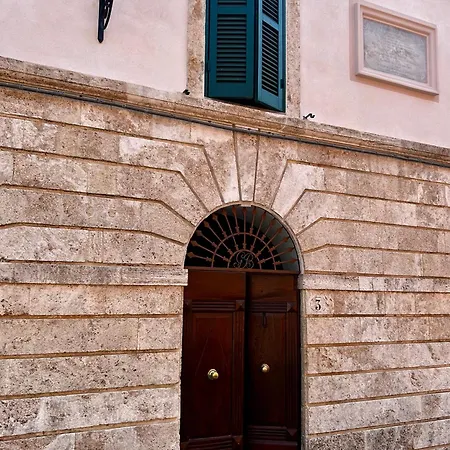 Palazzo Palloni: Piano Nobile