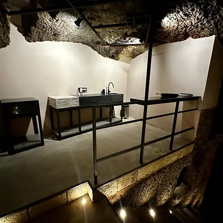 Palazzo Palloni: Piano Nobile Apartment